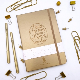 Notebook Dourado